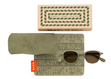 Load image into Gallery viewer, Gilbert x Old Pal - Limited Edition